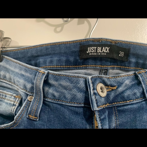 Just black full distressed jeans size 28 - Picture 4 of 4